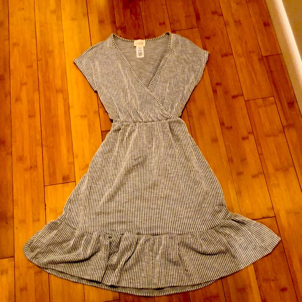 Girl’s summer dress